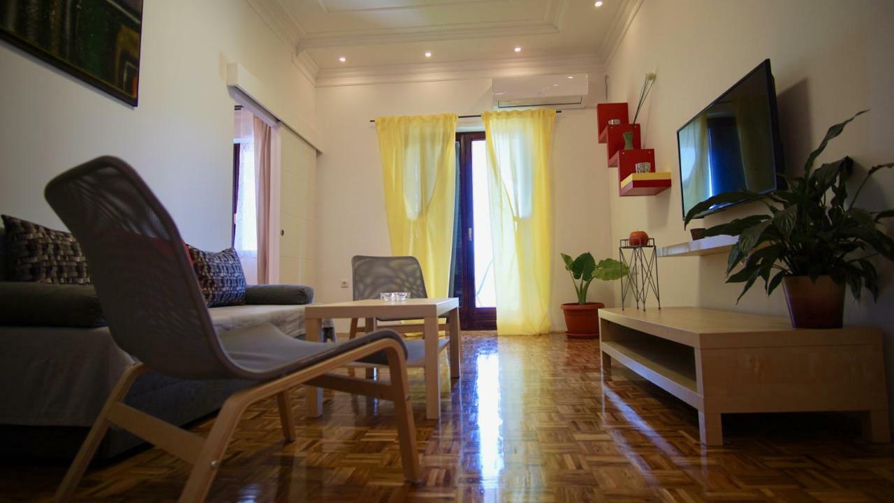 Apartmani Laura Trogir Exterior photo